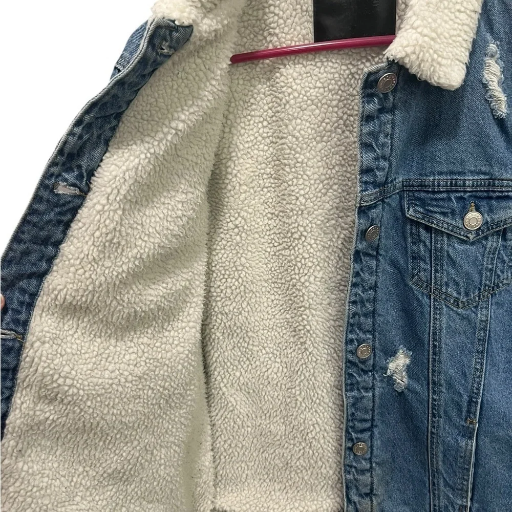Refuge Women's Large Denim Distressed Jacket Button Up Fleece Lined Long Sleeve